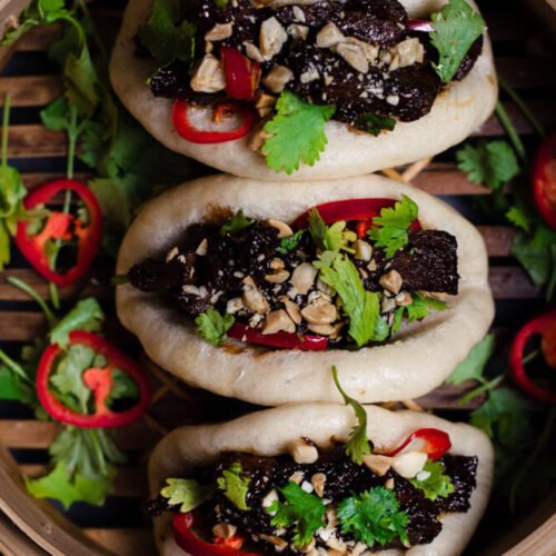 Gua Bao – Taiwanese Pork Bao Buns - Romandian Masala
