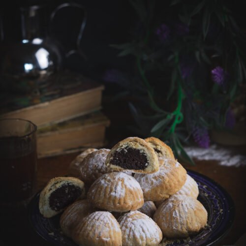 Maamoul – Date filled cookies - Romandian Masala
