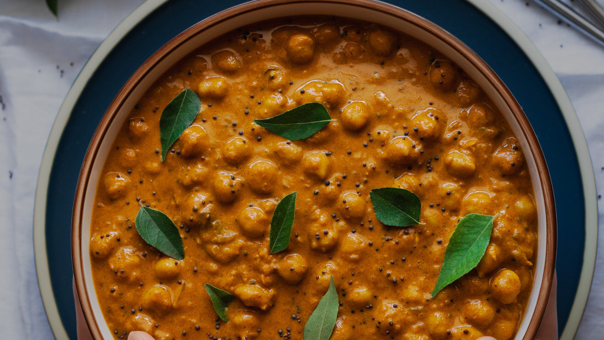 Coconut Chickpea Curry (South Indian) - Romandian Masala